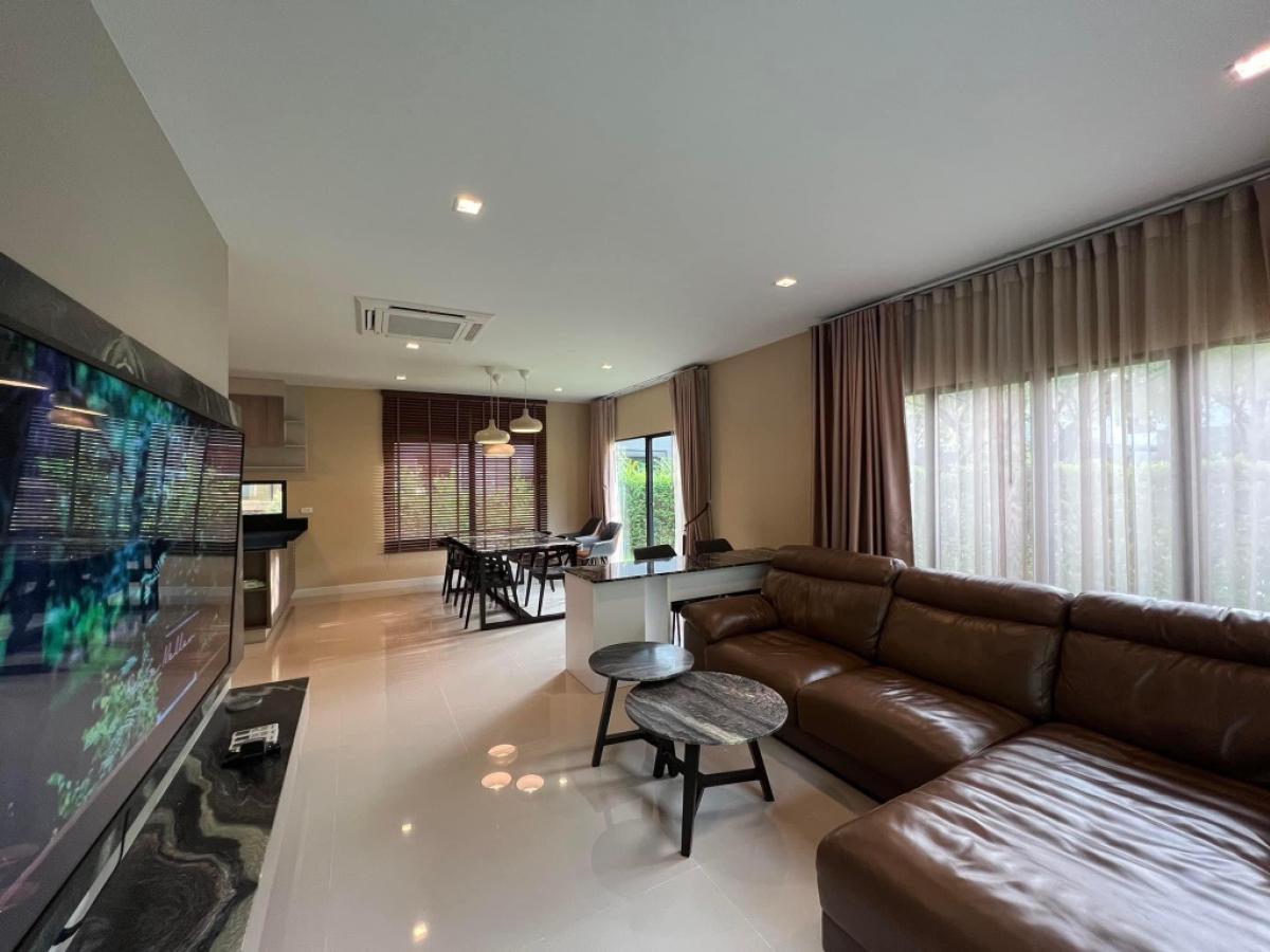 For RentHouseBangna, Bearing, Lasalle : 🌟For Rent: Detached House at Burasiri Wongwaen - Onnut. This detached house features 2 storeys, 4 bedrooms, and 3 bathrooms. It is fully furnished and decorated.🔑Rental Fee: 120,000 THB/Month