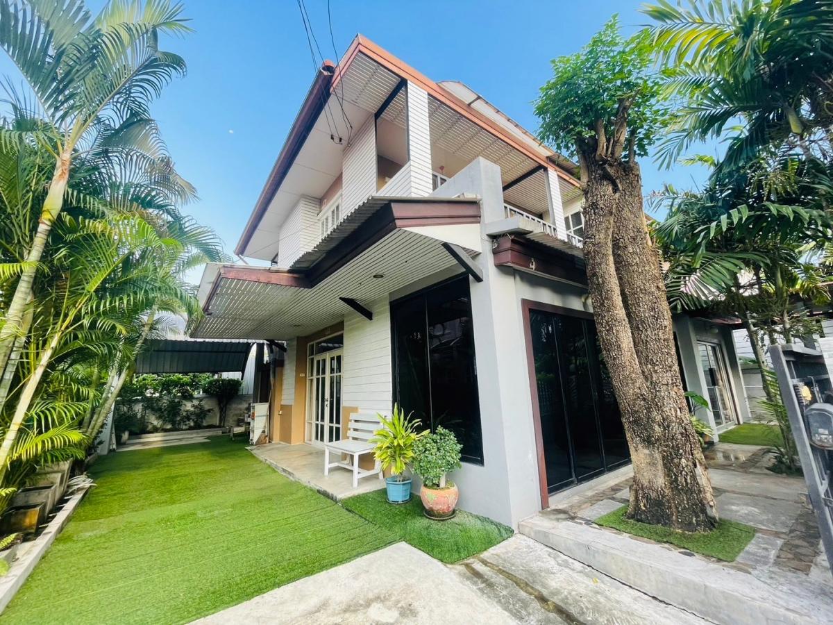 For SaleHouseNawamin, Ramindra : For sale - Single house, Buriram Village, 3 bedrooms, 2 bathrooms, 55 square wah, Khubon 41, last house, 4.29 million