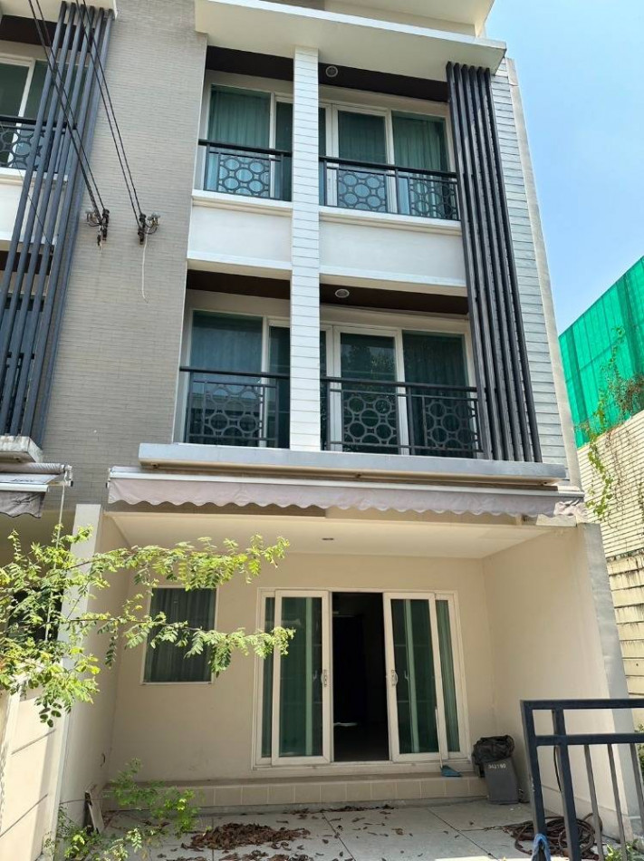 For RentTownhouseMin Buri, Romklao : Townhome for rent Baan Klang Muang Rama 9 Baan Klang Muang Rama 9-Krungthep Kreetha 149 sq m. 28.10 sq m.