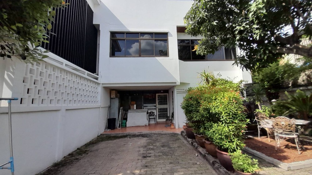 For SaleHouseLadprao, Central Ladprao : Twin house Ladprao 26 / 3 bedrooms (for sale), Semi - Detached House Ladprao 26 / 3 Bedrooms (FOR SALE) Nub555