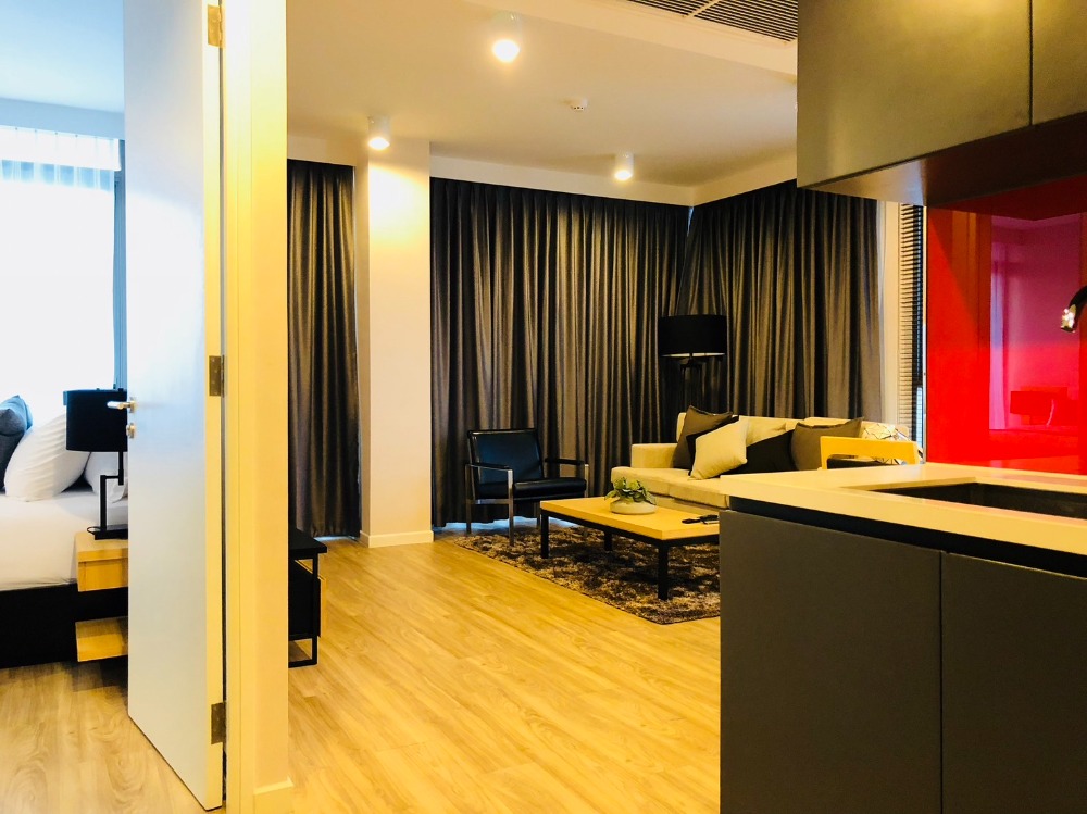 For SaleCondoSilom, Saladaeng, Bangrak : Siamese Surawong / 2 Bedrooms (SALE WITH TENENT), Siamese Surawong / 2 bedrooms (sale with tenant) DO066