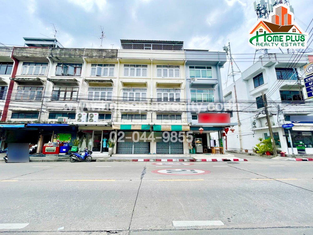 For SaleShophouseChokchai 4, Ladprao 71, Ladprao 48, : Commercial building, 3 and a half floors, 2 units, Soi Chokchai 4 (Soi Lat Phrao 53)