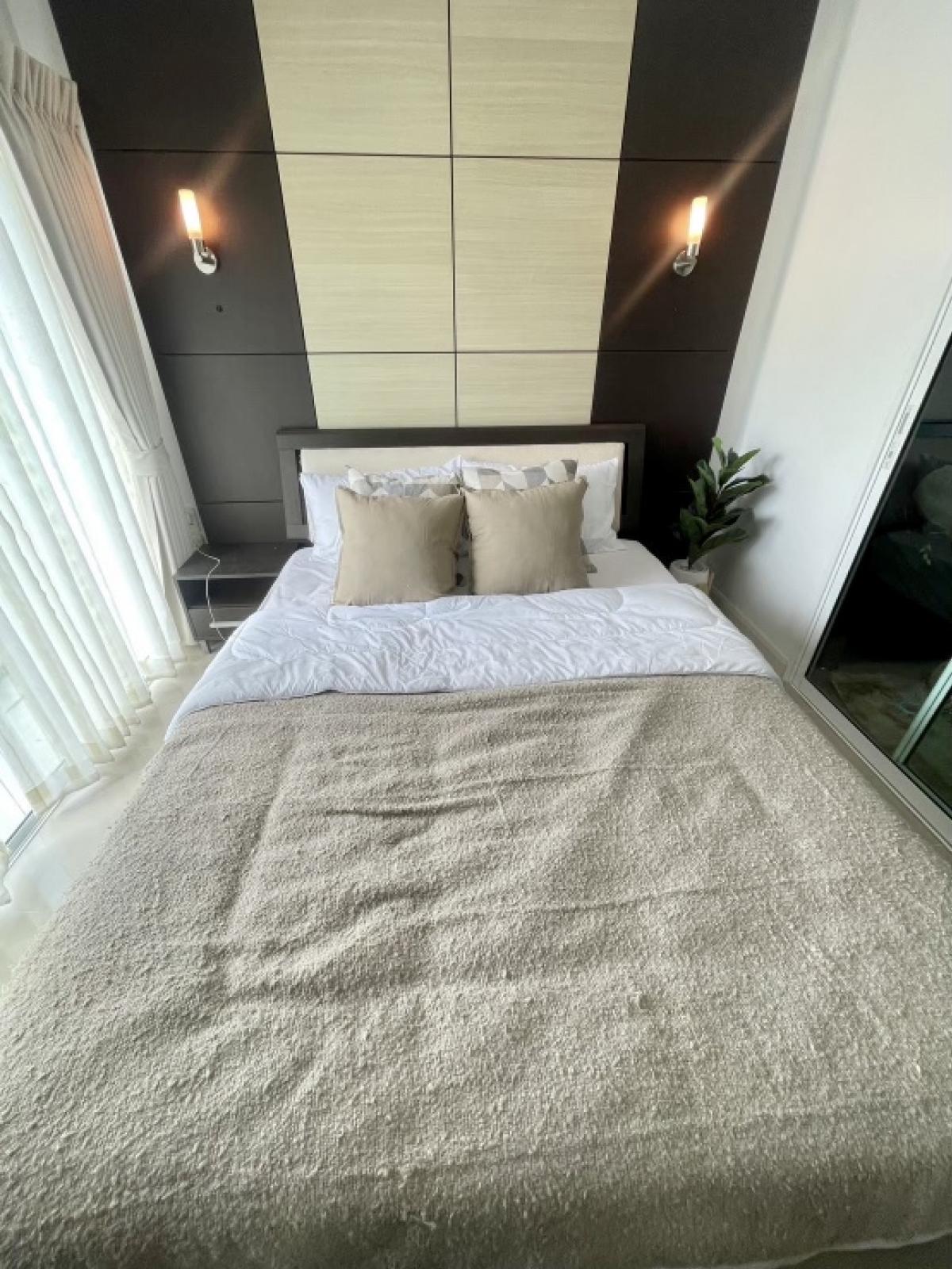 For RentCondoThaphra, Talat Phlu, Wutthakat : urgent! Available rooms at Metro Park Sathorn. Spacious interior, rooms decorated in a modern style, modern, elegant.