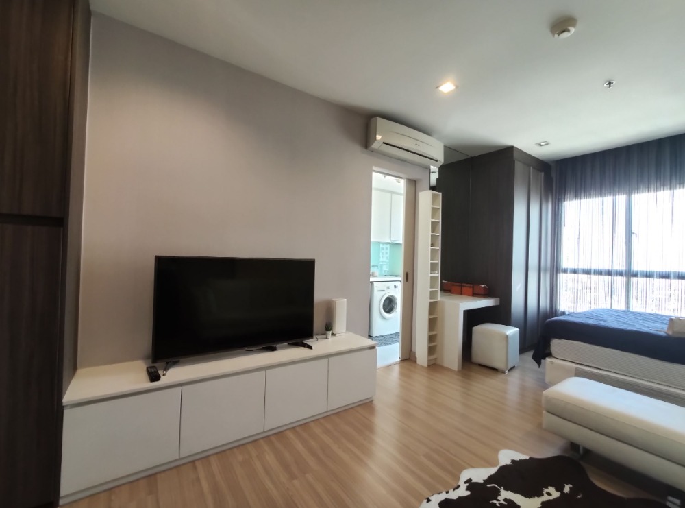 ขายคอนโดวงเวียนใหญ่ เจริญนคร : Urbano Absolute Sathon - Taksin / Studio (FOR SALE), เออร์บาโน่ แอบโซลูท สาทร - ตากสิน / ห้องสตูดิโอ (ขาย) DO075