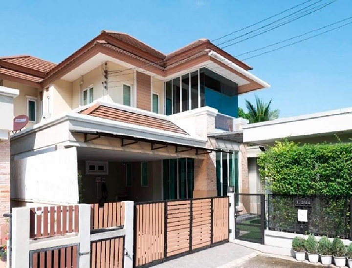 For RentHousePathum Thani,Rangsit, Thammasat : For Rent, 2-storey detached house, Seraneeraya Village 2, Nawong Pracha Phatthana Road, very beautiful house, corner house, office extension on the side, fully furnished, fully furnished / air conditioning throughout the house, EV charge, for living or Ho