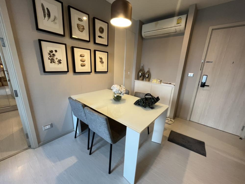 For RentCondoSukhumvit, Asoke, Thonglor : 📍Condo for rent Very near BTS 45,000฿ Rhythm Sukhumvit 42 (Rhythm Sukhumvit 42) 12th floor, beautifully decorated, size 56.5 sq m., 2 bedrooms, 2 bathrooms, convenient travel, near BTS Ekkamai.