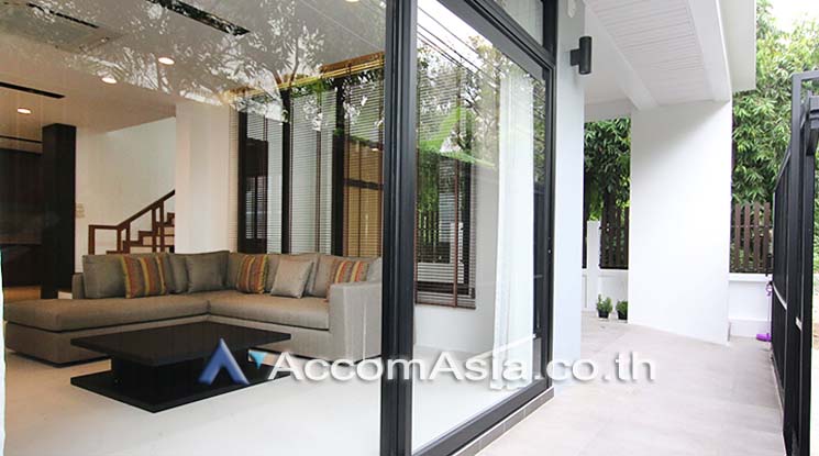 ให้เช่าโฮมออฟฟิศสุขุมวิท อโศก ทองหล่อ : 🔼🔽 AccomA Home Office 4 Beds House for Rent in Sukhumvit, BTS Phrom Phong