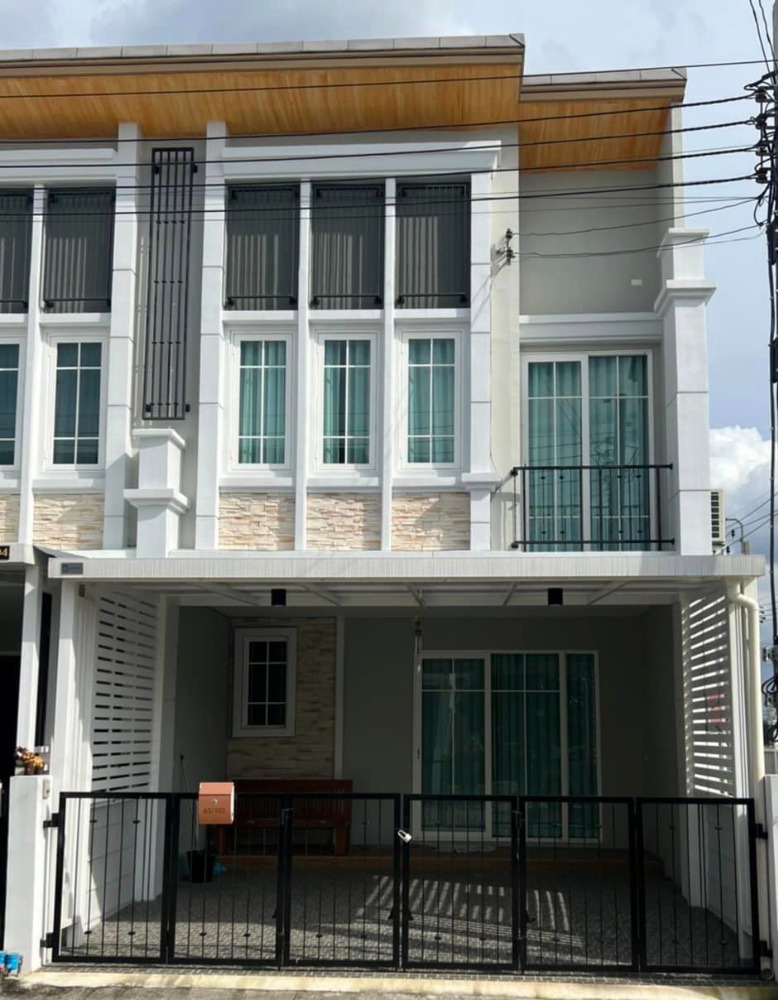 For SaleTownhouseChaengwatana, Muangthong : Golden City Chaengwattana - Muang Thong / 4 Bedrooms (SALE) GAMET329