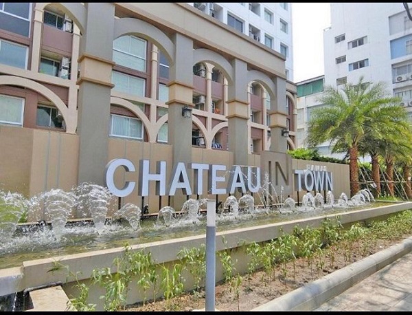 For SaleCondoRama 8, Samsen, Ratchawat : Condo for sale, Chateau In Town Rama 8, near MRT Bang Yi Khan, cheap price.