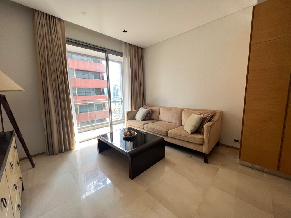 For SaleCondoSilom, Saladaeng, Bangrak : Silom Condominuim / 1 Bedroom (SALE WITH TENENT), Silom Condominium / 1 Bedroom (Sale with Tenant) DO121