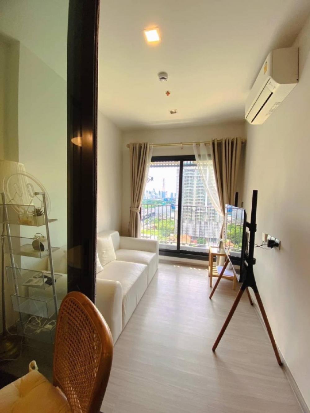 ให้เช่าคอนโดพระราม 9 เพชรบุรีตัดใหม่ RCA : LIFE อโศก - ไฮป์ : ขนาด 35 ตร.ม ชั้น 14(One bedroom) , วิวจตุรทิศ ไม่มีตึกบัง MRTพระราม9 300 ม.,Airport Link มักกะสัน 500 ม.,สวนลอยฟ้า,Jodd fairs,The Street,Central พระราม 9, Fortune Tower, G Land และ รพ.พระราม 9