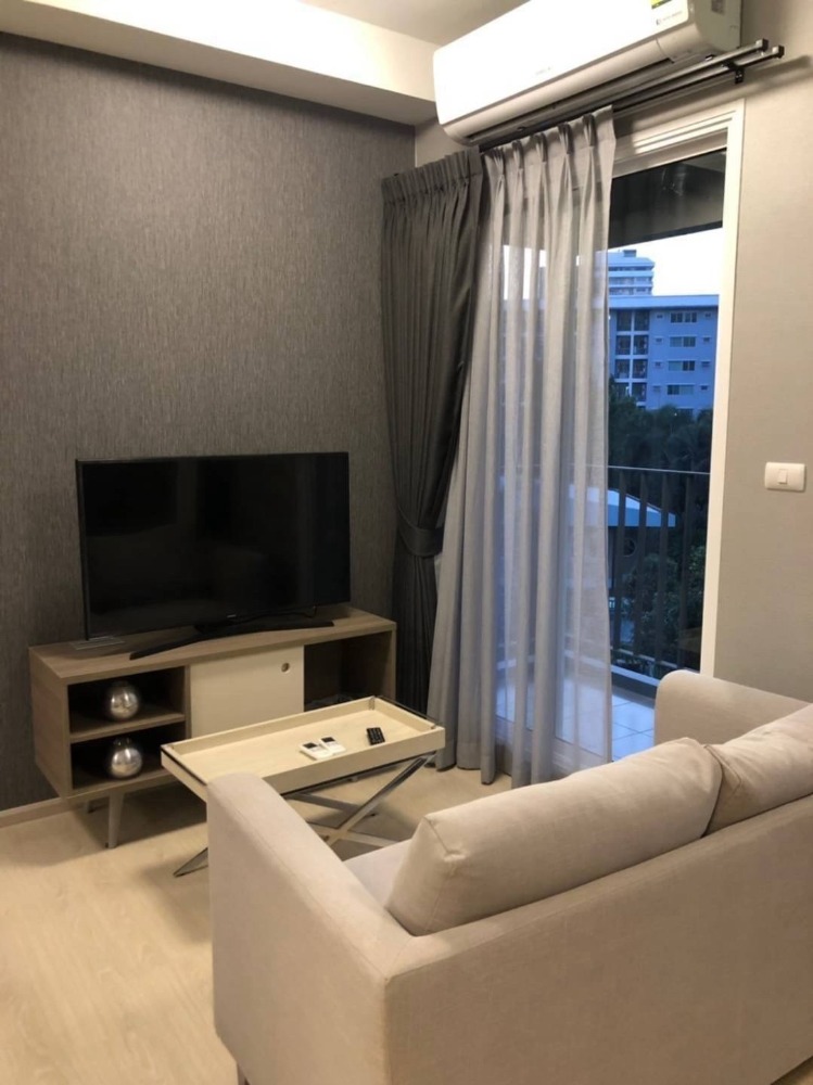 For RentCondoRatchadapisek, Huaikwang, Suttisan : ★ Chapter One Eco Ratcha-huaikwang ★ 36 sq m., 2nd floor (1 bedroom, 1 bathroom), ★near Huai Khwang MRT ★near Huai Khwang market ★ many amenities★ Complete electrical appliances