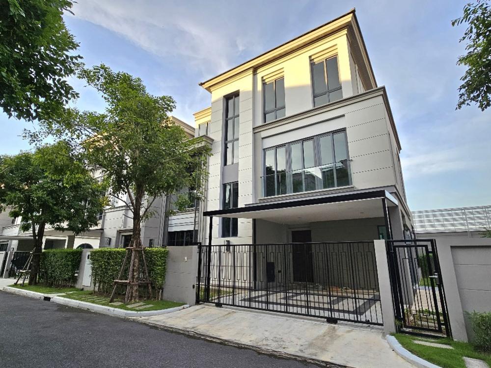 For SaleHousePattanakan, Srinakarin : 🎉3-storey luxury house for sale, THE SONNE Srinakarin - Bangna (The Sonne Srinakarin - Bangna), fully furnished, built-in, ready to move in, early alley, no light poles, south side.