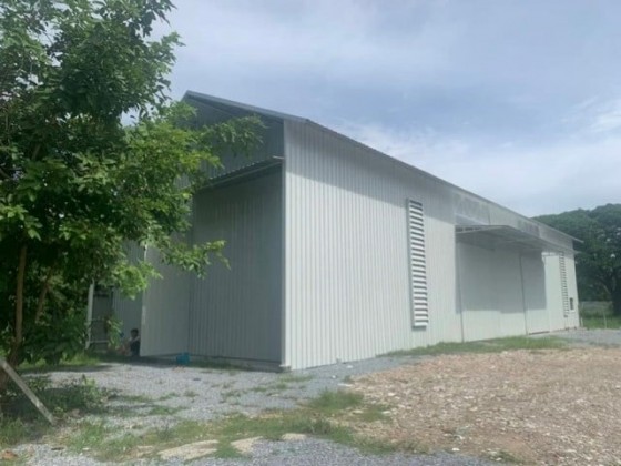 For RentWarehouseChokchai 4, Ladprao 71, Ladprao 48, : For Rent, warehouse for rent, new condition / Soi Lat Phrao 91, wide alley road, near Ram Intra expressway intersection, warehouse area 140 square meters, parking for 4 cars, large vehicles can enter and exit.