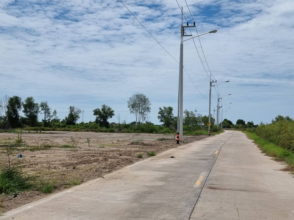 For SaleLandMahachai Samut Sakhon : K1499 Land for sale, Rama 2, Samut Sakhon, 1-3-12 rai, already filled, 6 meter concrete road, suitable for building a house, warehouse.