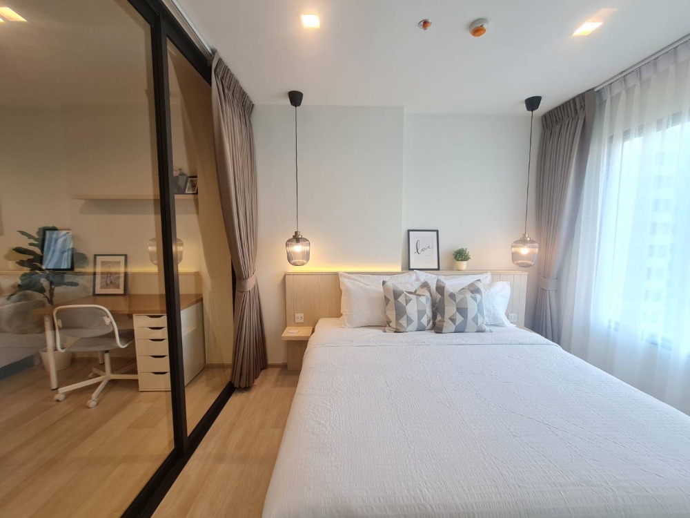 For RentCondoWitthayu, Chidlom, Langsuan, Ploenchit : Condo for rent, Life One Wireless, location in Chidlom area, convenient travel, near Central Embassy, BTS Ploenchit.