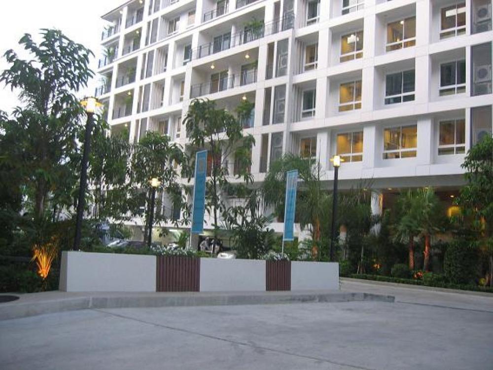 For SaleCondoSilom, Saladaeng, Bangrak : Condo for sale, The Bangkok Thanon Sap, MRT Samyan Station, size 54 square meters, 1 bedroom, 7th floor, complete with furniture and electrical appliances. The room is in very beautiful condition.