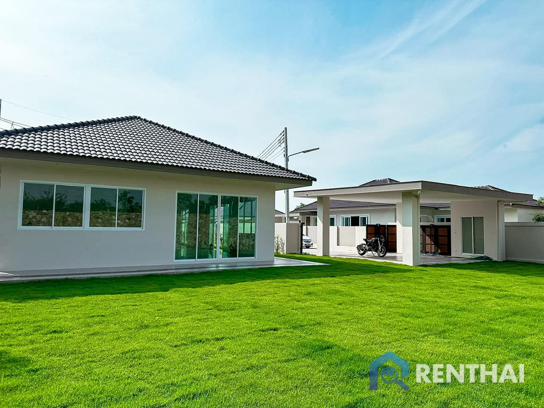 For SaleHousePattaya, Bangsaen, Chonburi : Brand new house good location ready to move in