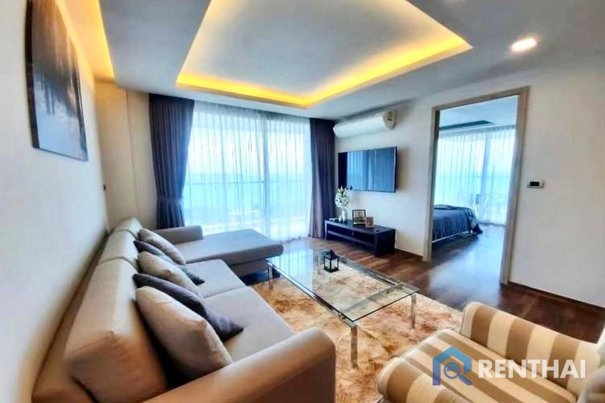 For SaleCondoPattaya, Bangsaen, Chonburi : The Peak Towers Condominium on Pratumnak hill 2 bedroom 92 sq.m. Sea view