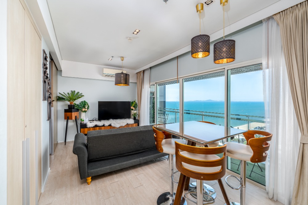 ขายคอนโดพัทยา บางแสน ชลบุรี สัตหีบ : SALE 2 Bedroom Sea View Highest floor