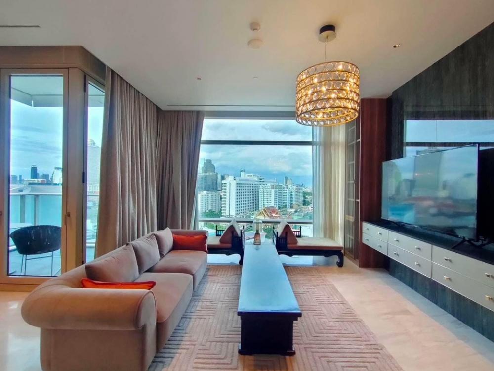 For RentCondoSathorn, Narathiwat : Rental : Four Seasons Private Residences , 3 Bed 3 Bath , 250 sqm , 10+th Floor