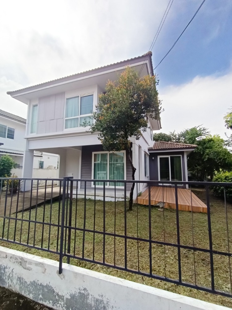 For RentHouseRama5, Ratchapruek, Bangkruai : Vacant in February 2025 (pets allowed) Single house (corner house) near Mahidol, Salaya, Inizio University, Pinklao-Salaya (INIZIO), quality brand from Land & Houses, modern style house located on Samret Phatthana Road, Sala Klang Subdistrict, Bang Kruai 