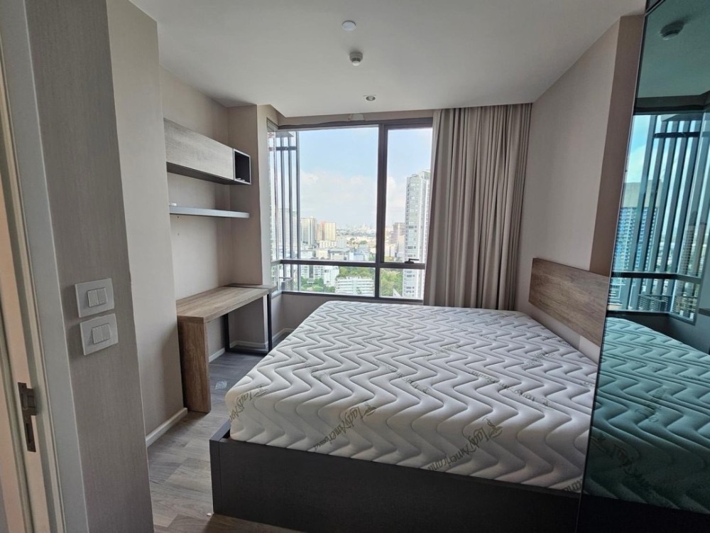 For RentCondoOnnut, Udomsuk : ★The Room Sukhumvit 69★ 35 sq.m., 23thfloor (one bedroom), ★ full electrical appliances, ★BTS Phrakanong ★ BTS Ekamai ★.Close  W Distric