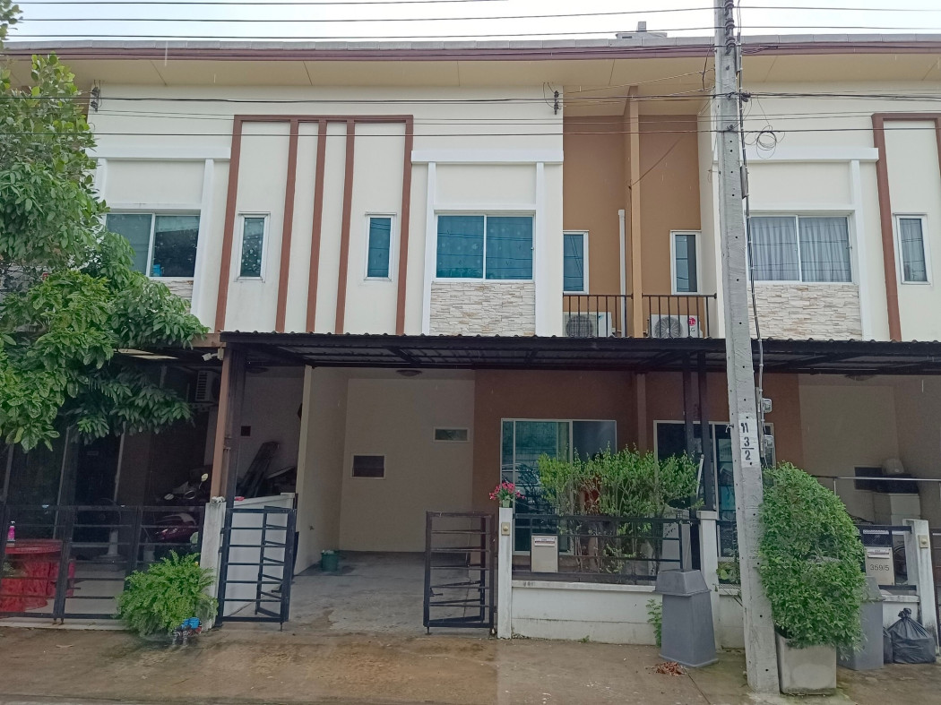 For SaleTownhomeBang kae, Phetkasem : Townhome for sale, good location in front of the house, not next to anyone, Pleno Phetkasem 81, 112 sq m., 17.1 sq m.