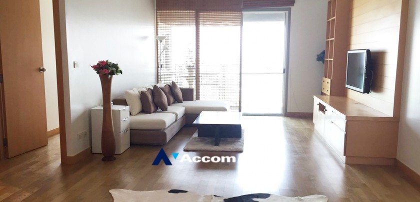 ให้เช่าคอนโดสุขุมวิท อโศก ทองหล่อ : 🔼🔽 AccomA Pet friendly 2 Beds Condominium for Rent in Sukhumvit, BTS Phrom Phong at The Madison