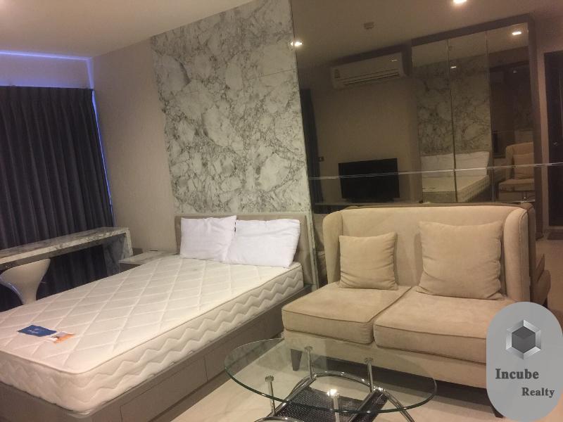 For RentCondoSukhumvit, Asoke, Thonglor : For Rent Rhythm Sukhumvit 36-38 Studio 24.1 sqm