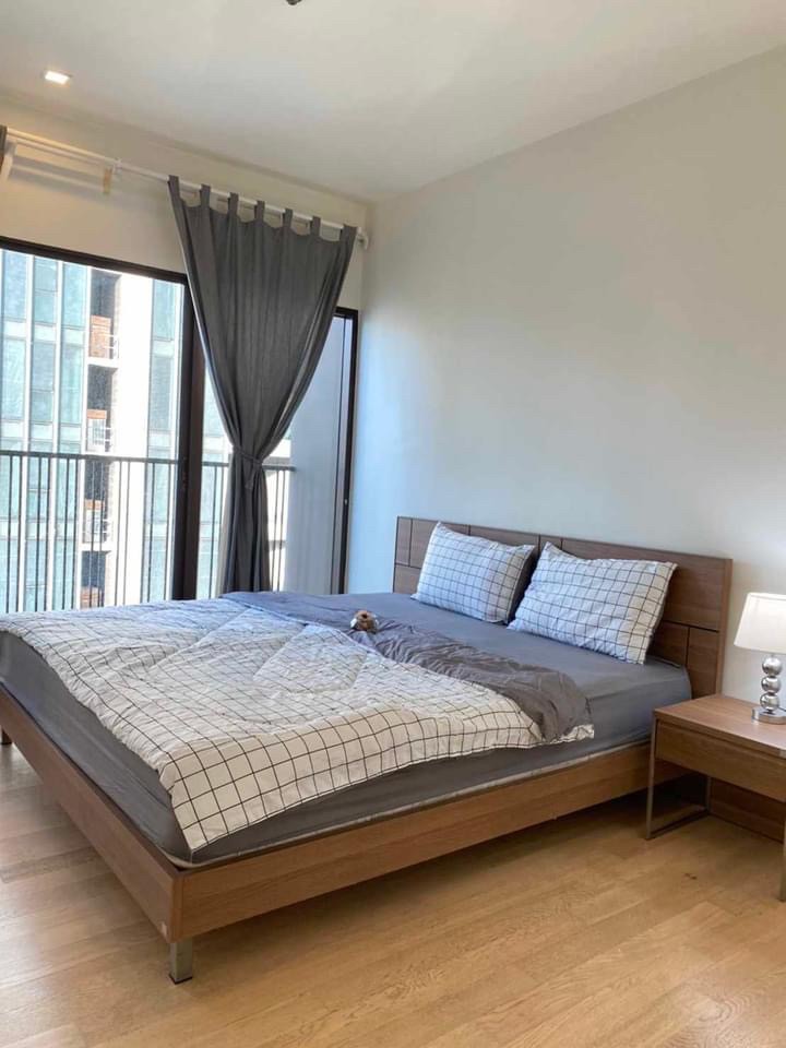 For RentCondoSukhumvit, Asoke, Thonglor : 72 sq.m., 19th floor (two bedroom), full electrical appliances,BTSPhrom Phong and the Emporium/EmQuartier shopping malls.