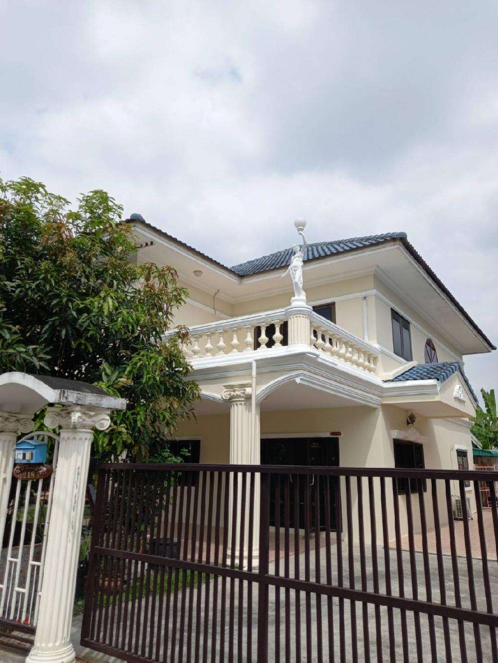 For SaleHousePathum Thani,Rangsit, Thammasat : Urgent sale, Mooban Yoo Charoen, Khlong 2, 2-storey detached house