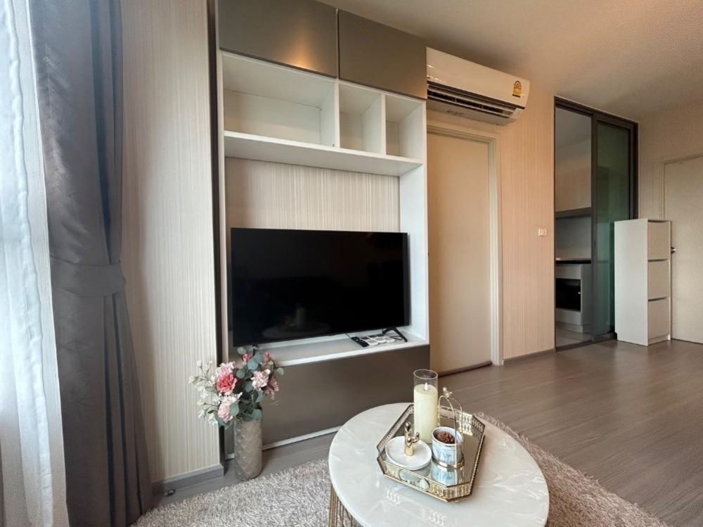 For SaleCondoThaphra, Talat Phlu, Wutthakat : ⚡️🔥 Urgent sale Aspire Sathorn-Ratchapruek 🔥⚡️ ⚡️ Add to Sky Walk BTS/MRT Bang Wa ⚡️ Beautiful decoration room ⚡️ corner room ⚡️ with furniture and electrical appliances Ready