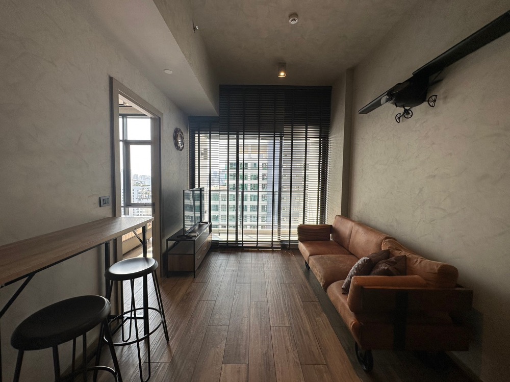 For RentCondoSukhumvit, Asoke, Thonglor : 📌For RENT | The Lofts Asoke - 1BR (35sqm) 28,000 THB