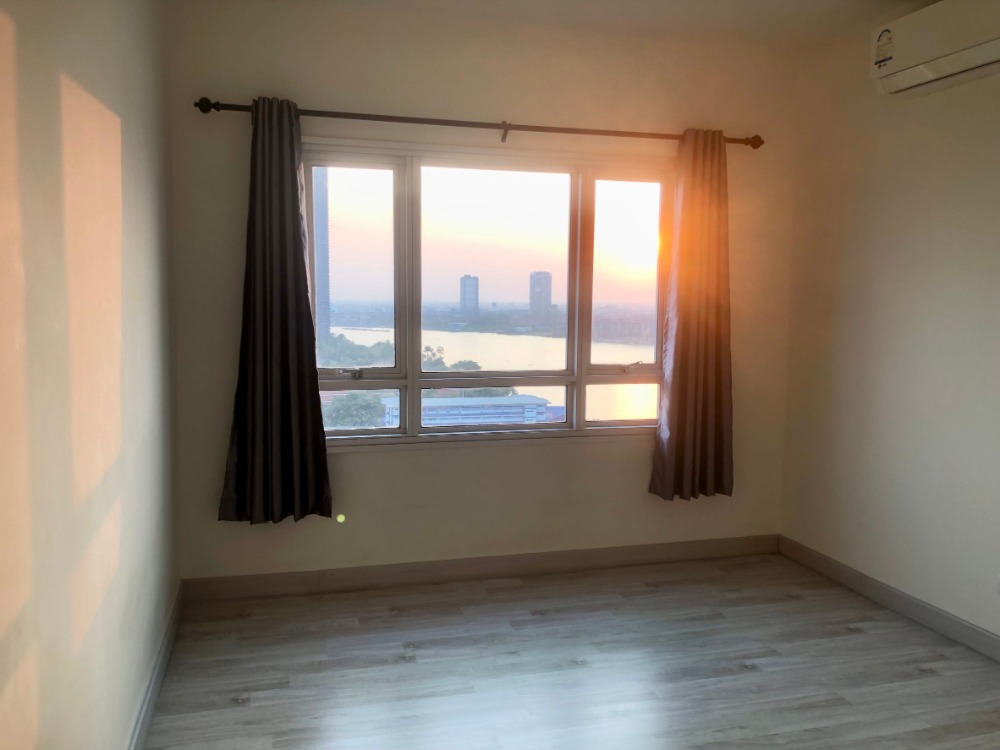 For SaleCondoRattanathibet, Sanambinna : #Condo for sale Manner Sanambinnam #Condo for sale next to the Chao Phraya River