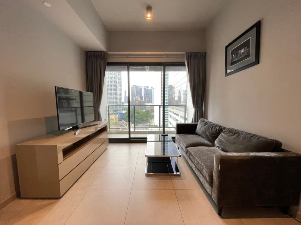 For RentCondoSukhumvit, Asoke, Thonglor : 📌For RENT | The Lofts Asoke - 1BR (49sqm) 37,000 THB