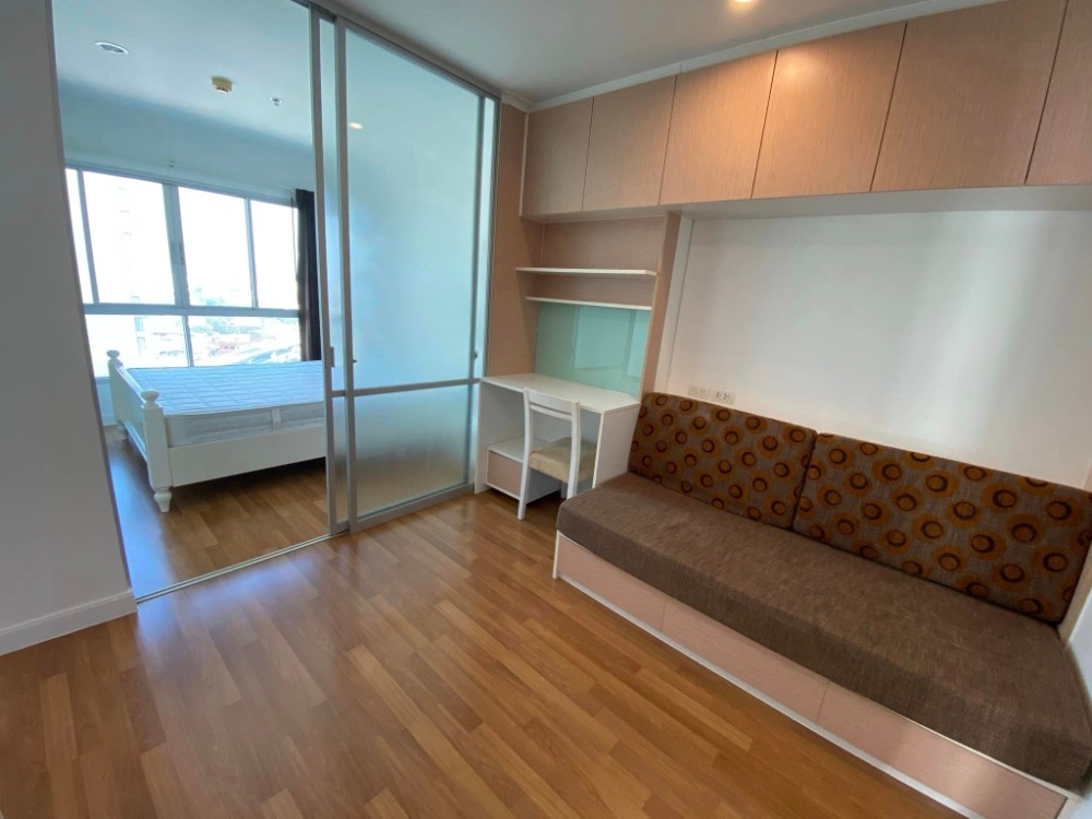 For RentCondoKasetsart, Ratchayothin : 🔐#PC2311_045🔐🗓️ Available and ready to move in on 1 Jan. 24🗓️Floor Rest (28.55 ft. 1 storey, 1 storey) Louis Porch Terrace