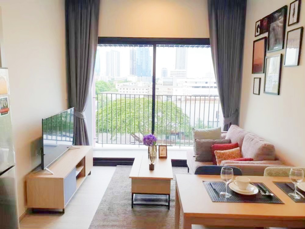 For SaleCondoSukhumvit, Asoke, Thonglor : For sale with tenant, Condo XT Ekkamai (XT Ekkamai), Sukhumvit 63, 7th floor, 1 bedroom, 31 sqm., fully furnished.