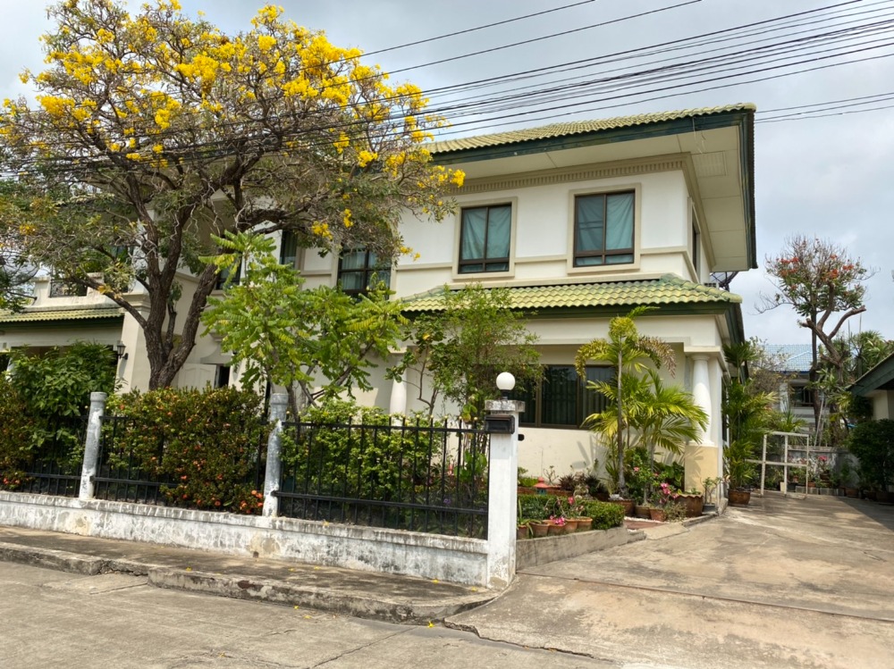 For SaleHouseRathburana, Suksawat : For sale: 2-storey house, 4 bedrooms, 4 parking spaces, Place and Park project, Pracha Uthit 90, Phra Samut Chedi District, Samut Prakan Province