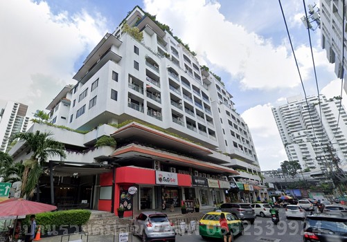 For SaleCondoSukhumvit, Asoke, Thonglor : Condo for sale, Baan Prompong (Baan Prompong), Soi Sukhumvit 39, Khlong Toei Nuea, Watthana, Bangkok, near BTS Phrom Phong and MRT Phetchaburi.