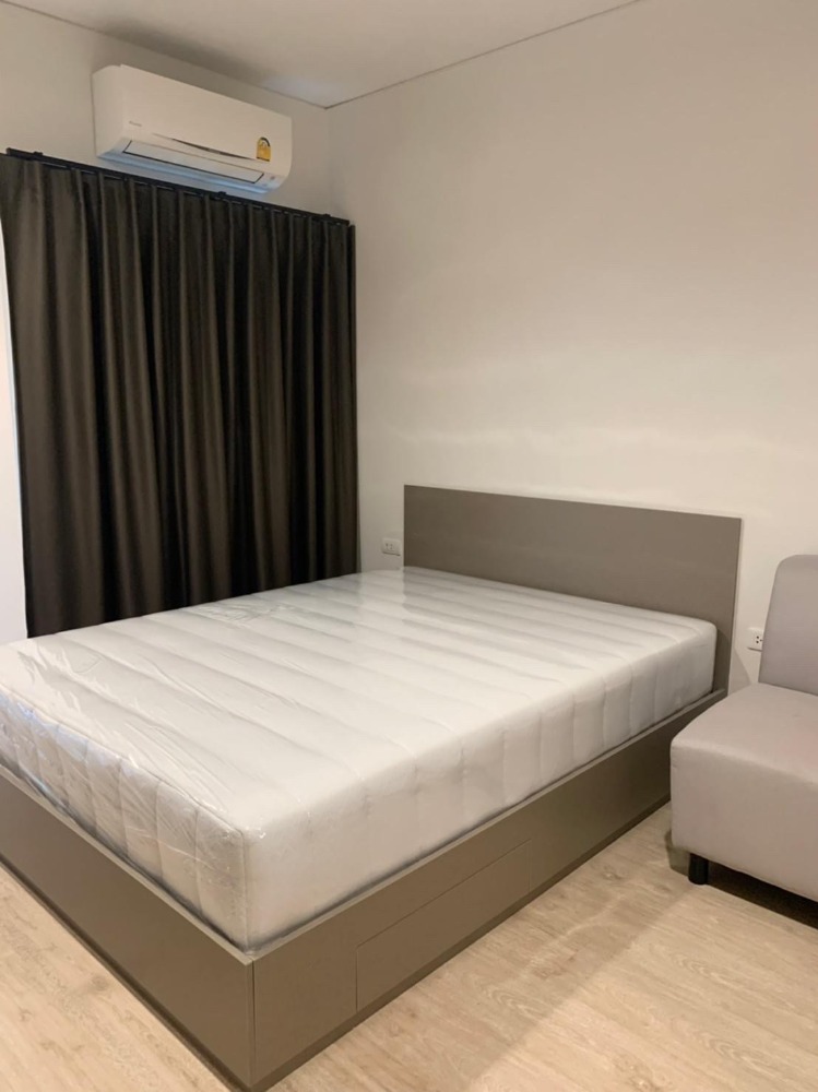 For RentCondoWongwianyai, Charoennakor : ★ Ideo Sathorn-Wongwainyai ★ 27 sq m., 16th floor (1 bedroom, 1 bathroom), ★near BTS Wongwian Yai ★near The Mall Tha Phra, ICONSIAM★ Many amenities★ Complete electrical appliances