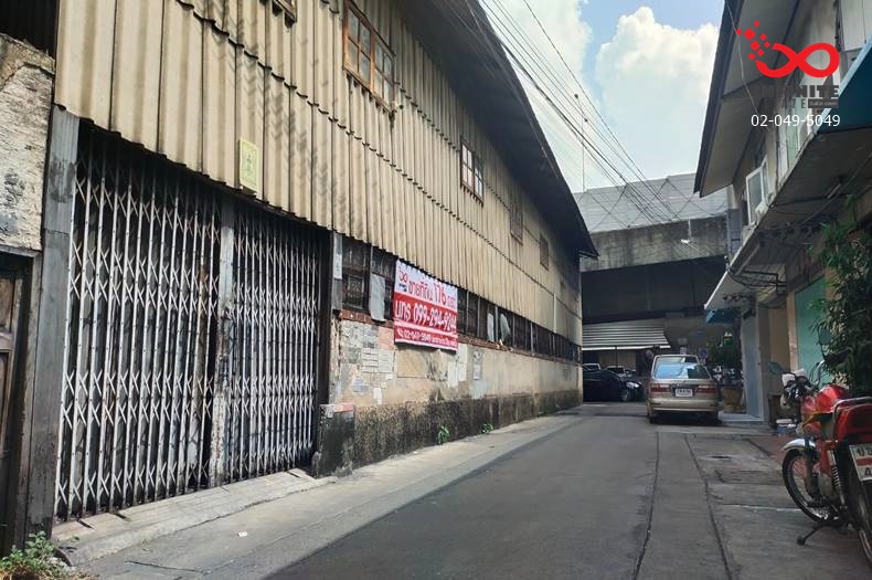 For SaleLandSilom, Saladaeng, Bangrak : Land for sale with warehouse, 176 square meters, Mahapruttharam Road, Soi Sahamit.