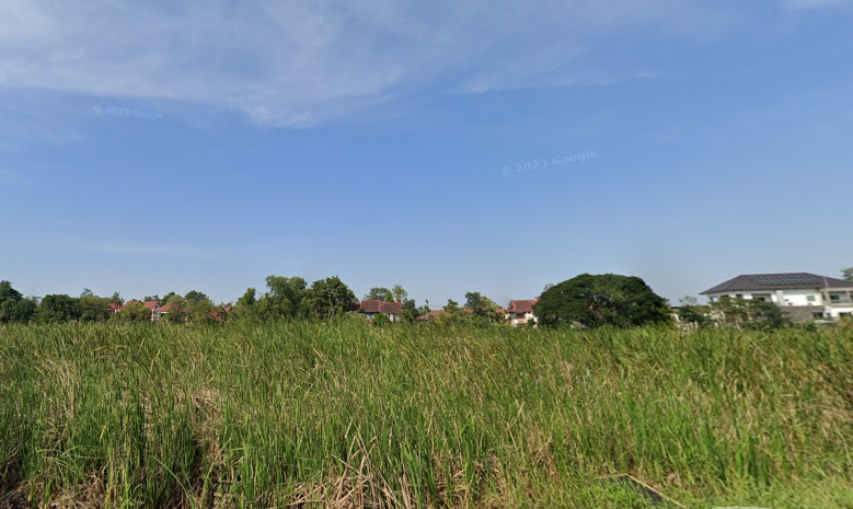 For RentLandPattanakan, Srinakarin : Krungthep Kreetha land for rent, size 7 rai, width 80 meters.