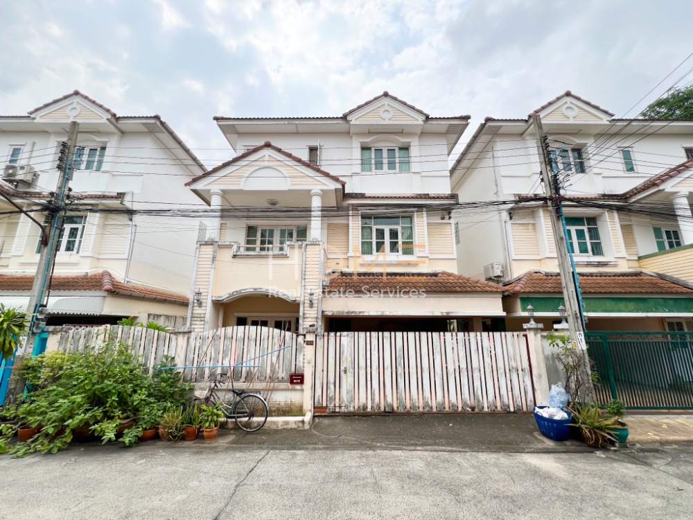 For SaleTownhouseOnnut, Udomsuk : Townhome Baan Siri Town Sukhumvit 101 / 6 bedrooms (for sale), Baan Siri Town Sukhumvit 101 / Townhome 6 Bedrooms (FOR SALE) PUY154