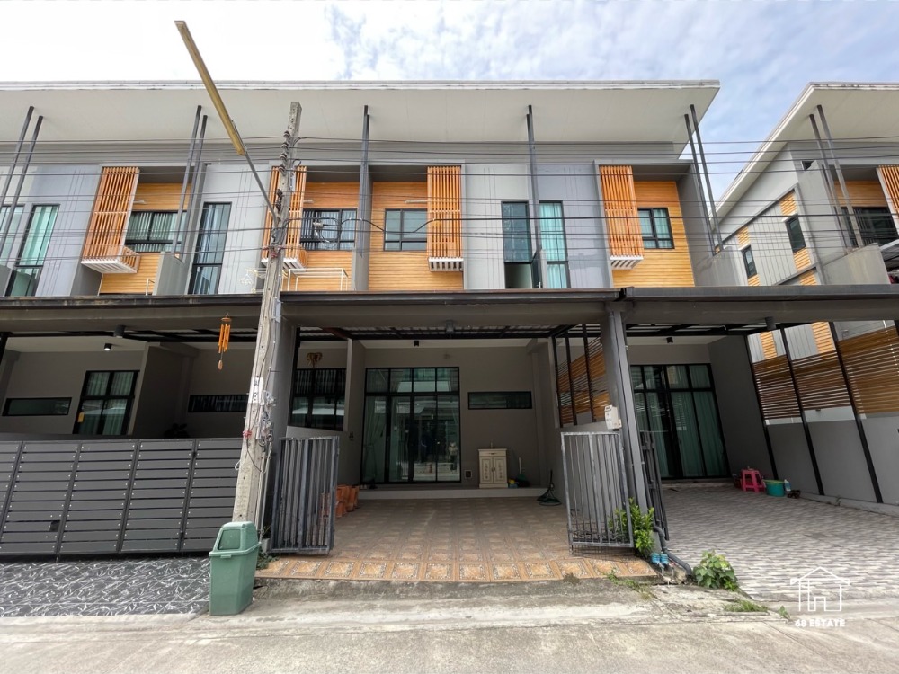 For SaleTownhouseKaset Nawamin,Ladplakao : =Selling at a loss= 3-story townhome, decorated like a model home, ready to move in **Eco Space 2 Kaset Nawamin** Khlong Kum, Bueng Kum, Bang Kapi, Bangkok