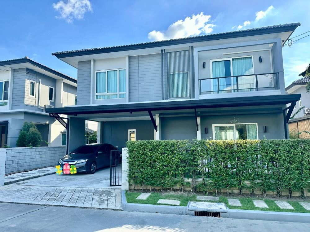 For SaleHouseLadkrabang, Suwannaphum Airport : Single house for sale with furniture, new condition, cheapest in the project. The front of the house faces north. The kitchen addition is very beautiful.