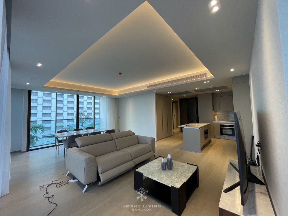 For SaleCondoWitthayu, Chidlom, Langsuan, Ploenchit : ✨ 👍Sell with tenant until February 2026 New condo in the heart of Bangkok Tonson one has many facilities, corner room, garden view, just a few steps from Central Chidlom and BTS Chidlom.