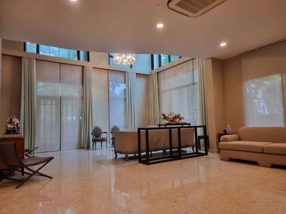 For SaleHouseNawamin, Ramindra : Single family home Grand Bangkok Boulevard Ratchada - Ramintra 2 / 5 bedrooms (for sale), Grand Bangkok Boulevard Ratchada - Ramintra 2 / Single Family Home 5 Bedrooms (FOR SALE) TAN525