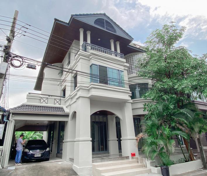 For RentOfficeChokchai 4, Ladprao 71, Ladprao 48, : Office For Rent in Wang Thong Lang, 350 sqm