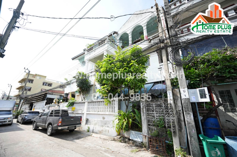 For SaleHouseLadkrabang, Suwannaphum Airport : Single house with warehouse, Soi On Nut, Sukhumvit Road.